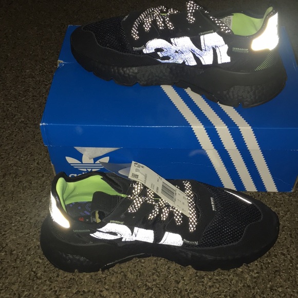 Men’s Sneakers - Picture 2 of 2